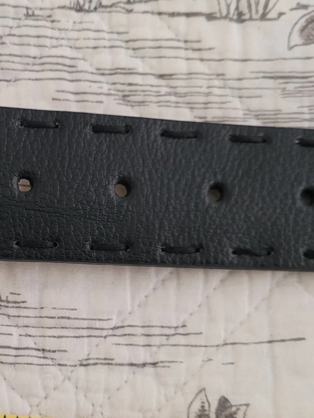 Anne Klein Black Belt Synthetic Leather with Real Leather Lining Size Medium NWT